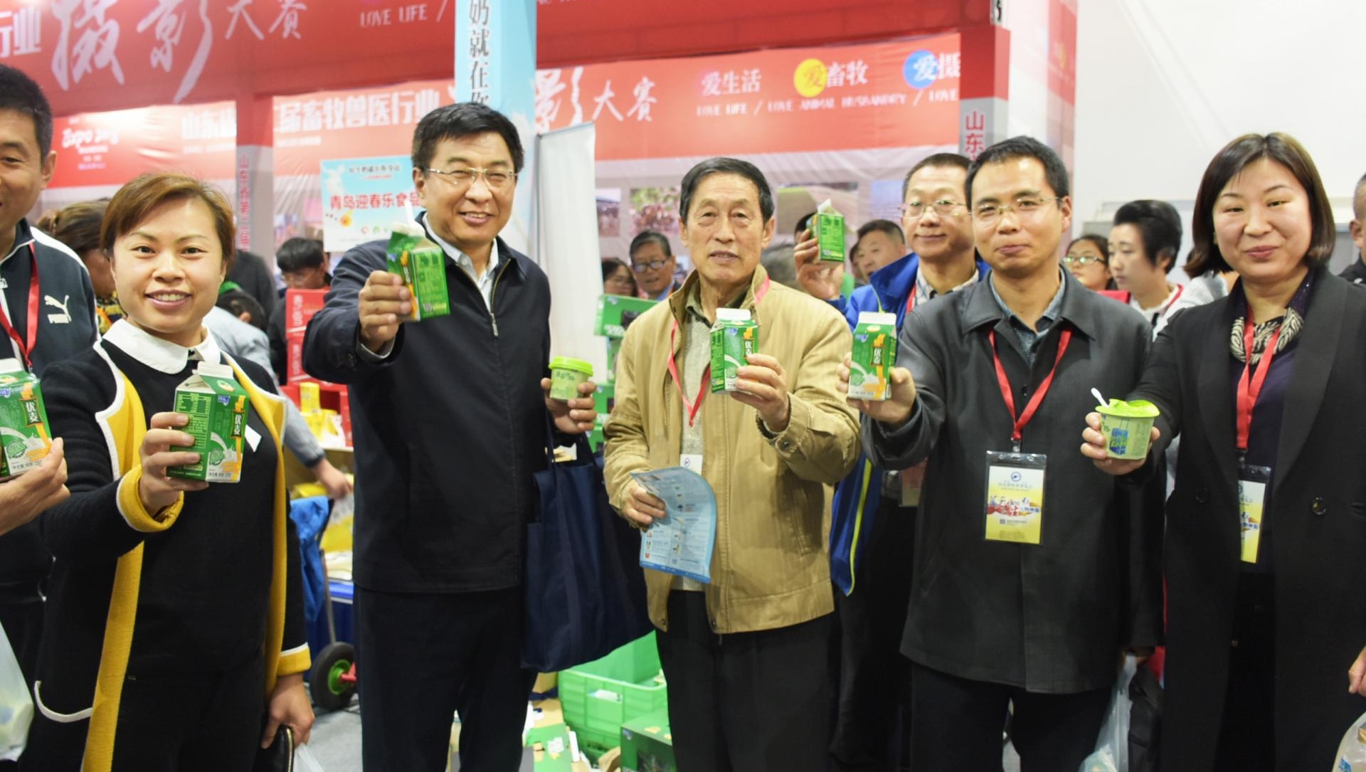 第33届山东畜牧业博览会，荣膺“最具影响力企业”荣誉称号