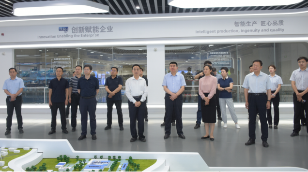 河北省保定市政协主席李俊岭莅临得益乳业考察学习